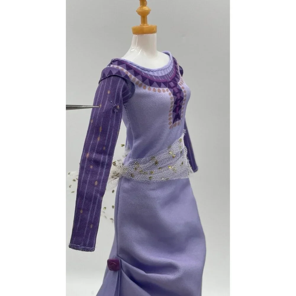 Mattel Disney Wish Asha of Rosas Fashion Doll Dress with Belt - Picture 8 of 8